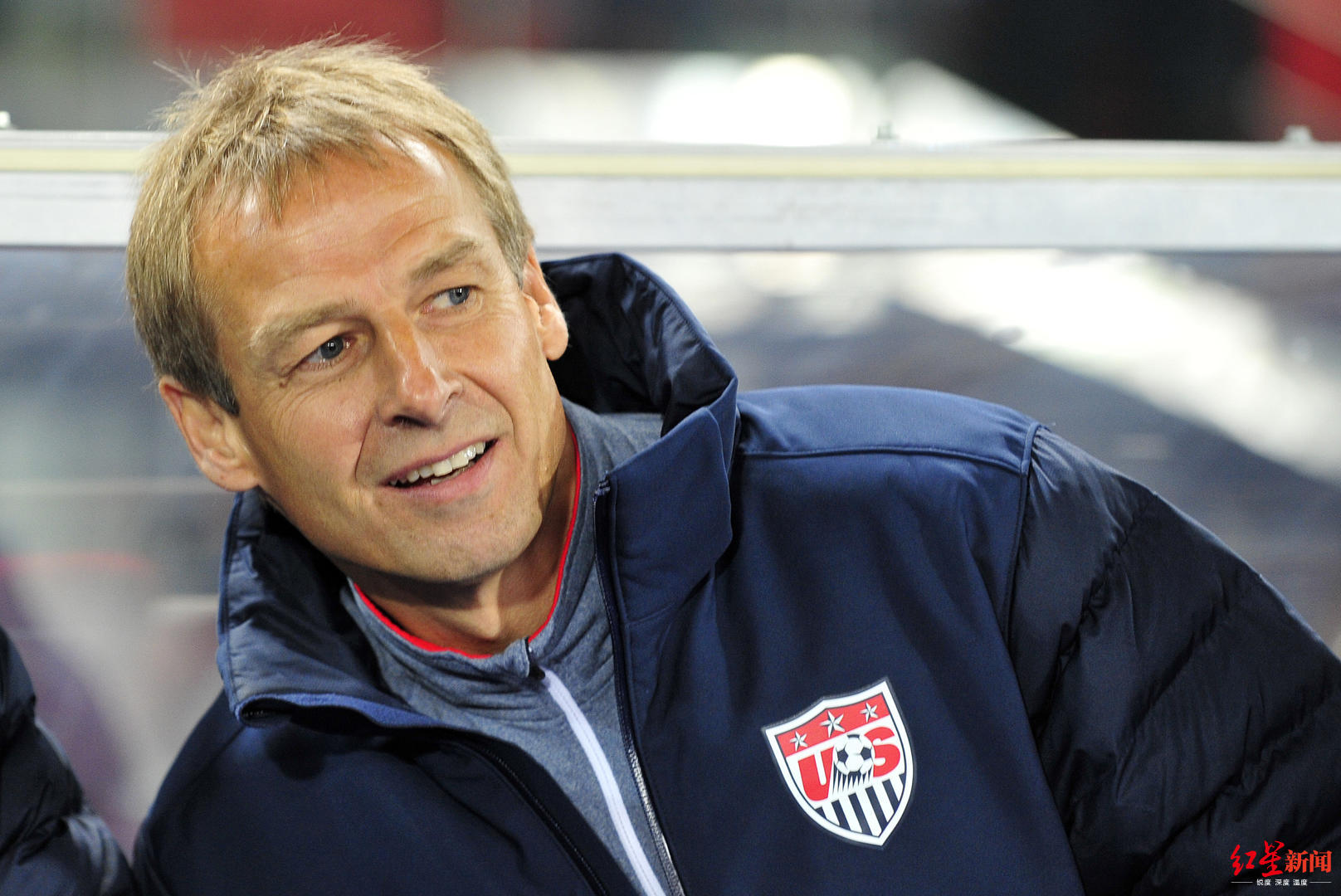 "金色轰炸机"克林斯曼执教柏林赫塔__凤凰网