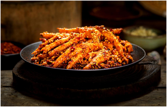 火爆乐山23年的小吃头牌,九妹凤爪的前世今生