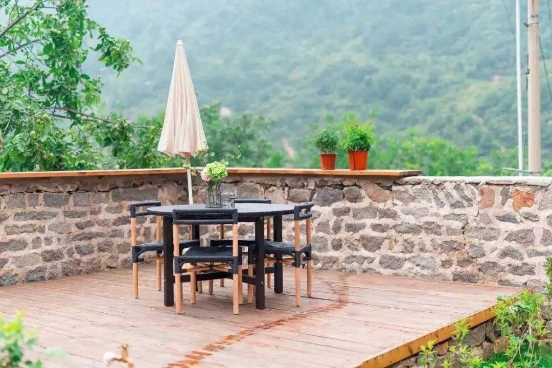 位置 :北京市密云区溪翁庄镇金叵罗村 类型 :民宿 名字 :山里逸居