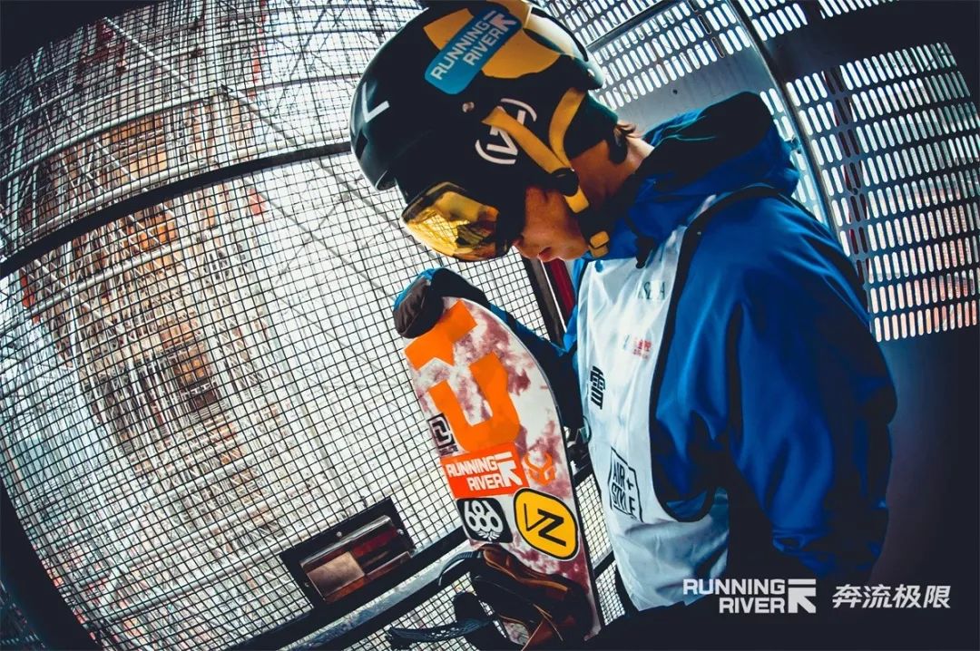 单板滑手张嘉豪18岁开始滑雪目标登上冬奥会丨max探索客