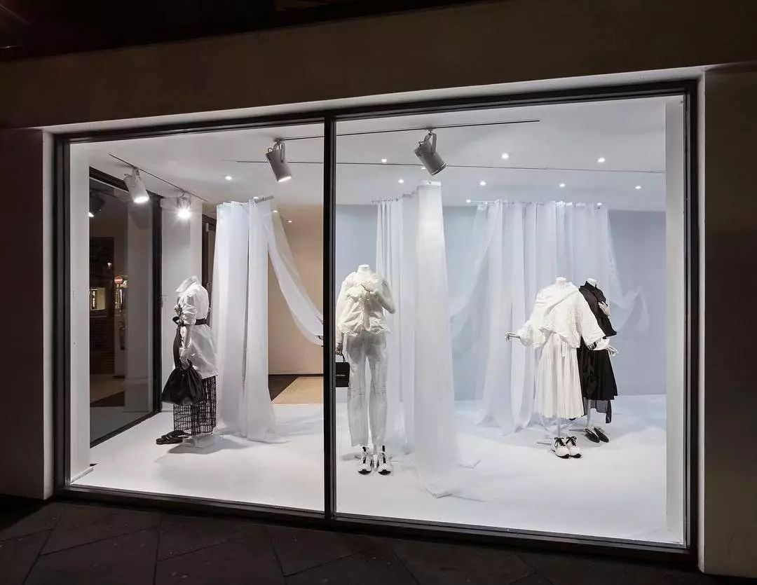 隐形人的艺术『vm』 — 2019全球夏季橱窗全盘托出