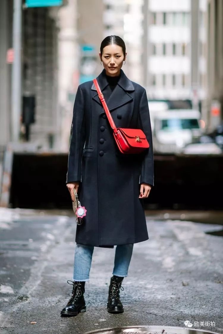大衣 马丁靴,秋冬最帅的组合__凤凰网