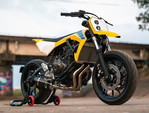 雅马哈改装神作 mt-07改装supermoto赛车