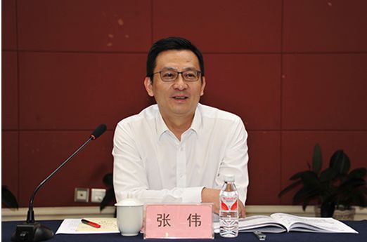 管道局党委书记,总经理孙全军陪同调研并代表管道局作工作汇报.关