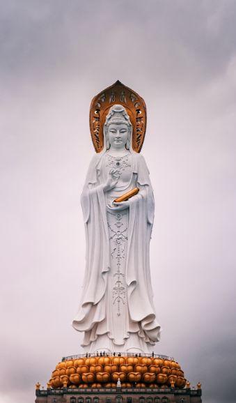 年10月17日农历九月十九日观世音菩萨出家纪念日观世音菩萨,亦称观音