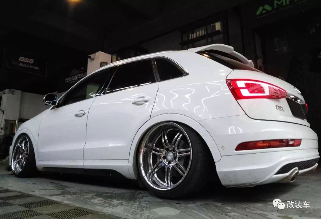 不务正业的suv改装低趴姿态,这辆奥迪q3的历程充满辛酸