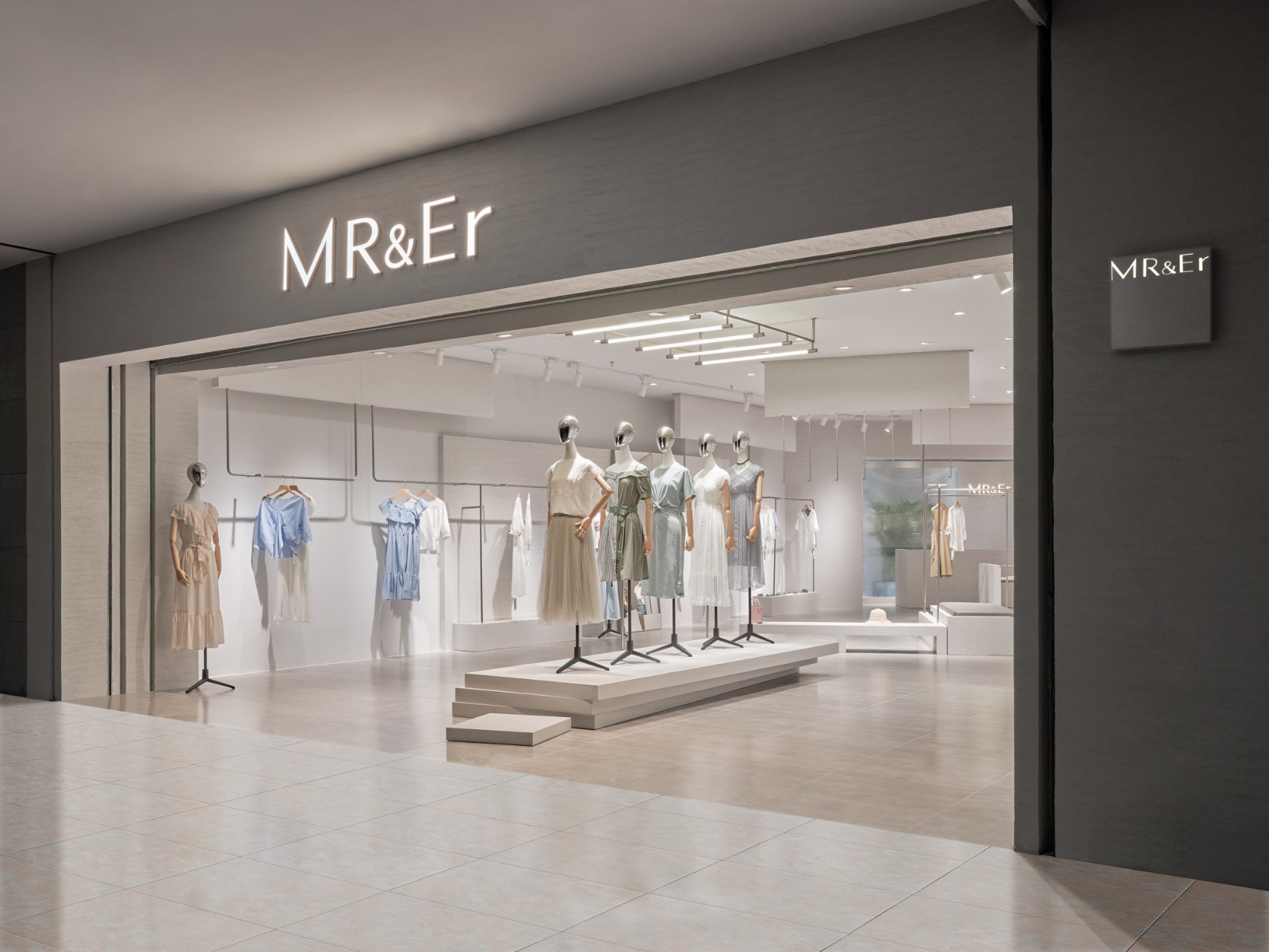 mrer 莫乂店铺设计 | 及上室内设计事务所