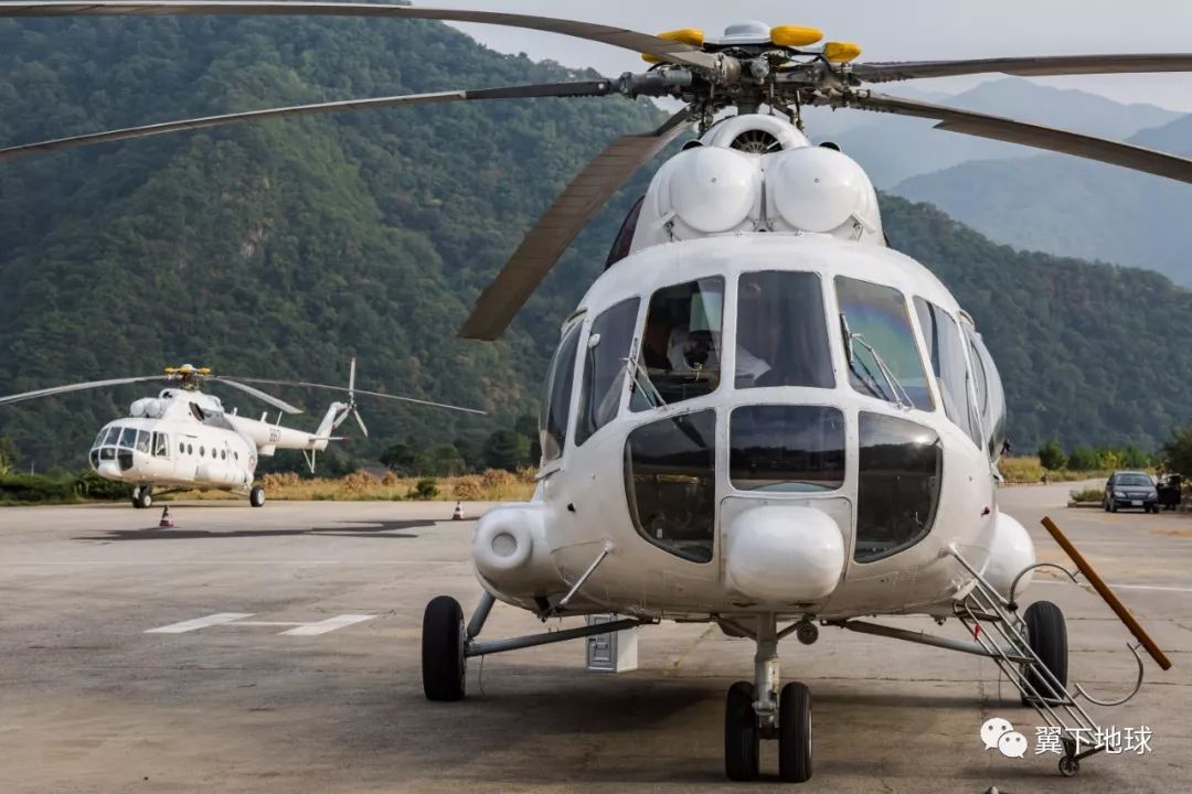 飞在朝鲜我们有幸体验了元帅的vvip直升机