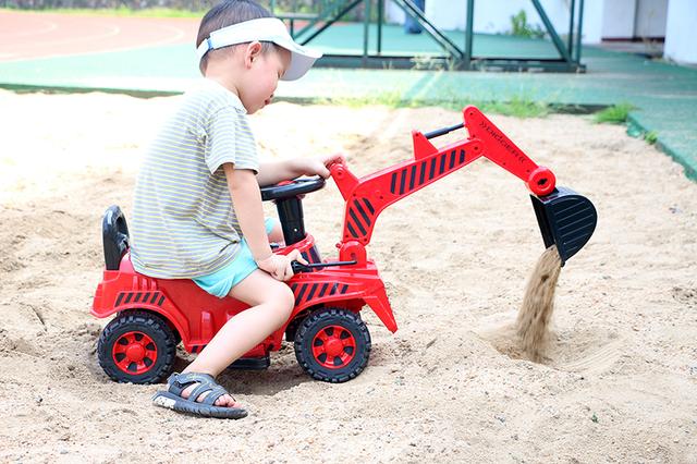 儿童挖掘机 凤凰网