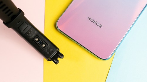 159元荣耀手环5i评测 支持血氧,心率,睡眠监测,usb随充加持