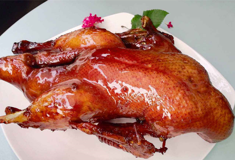 甜皮鸭实体店培训资料,传统川卤技艺,卤菜行业中的创新