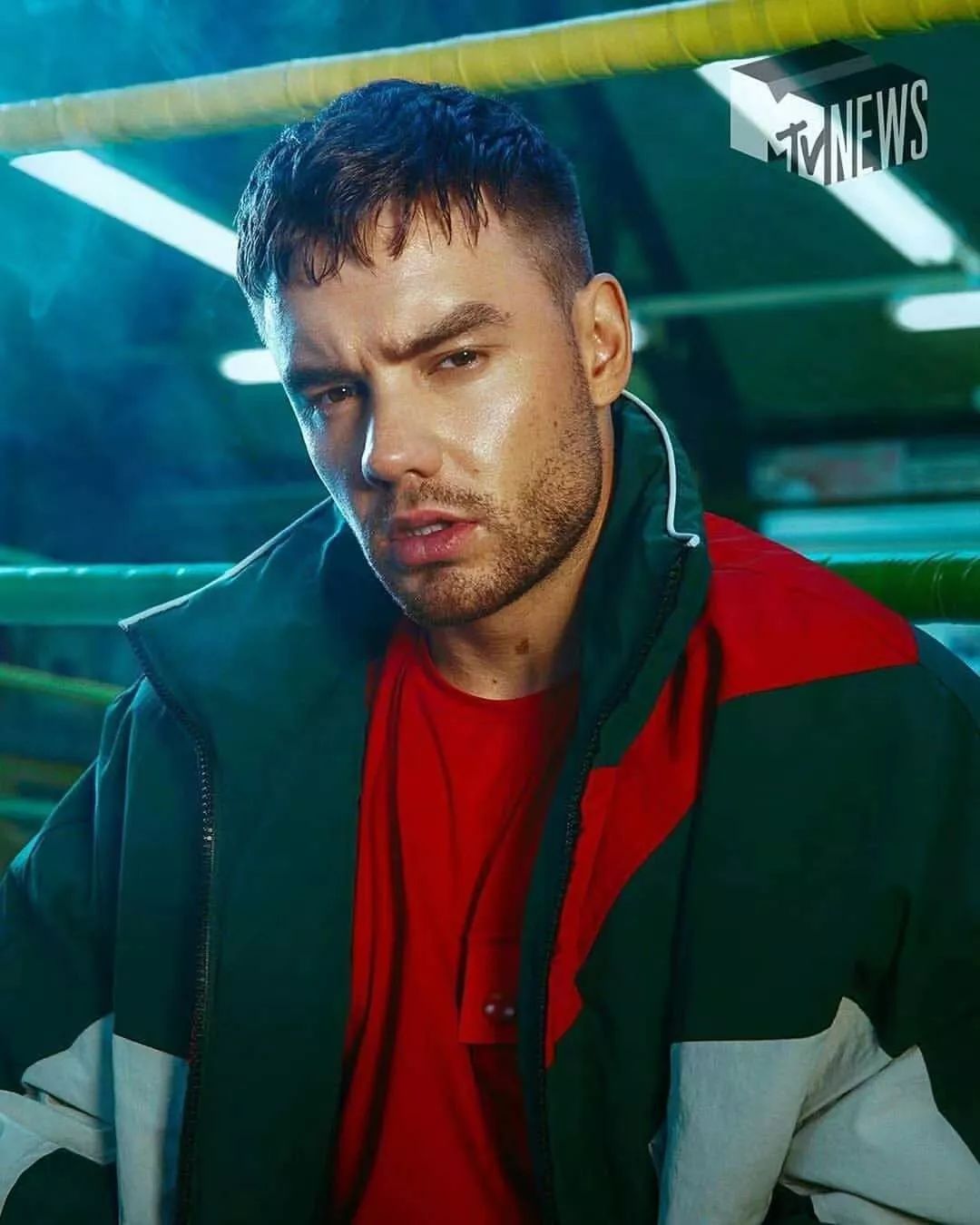 莉莉liampayne最新写真我想当他儿子的后妈