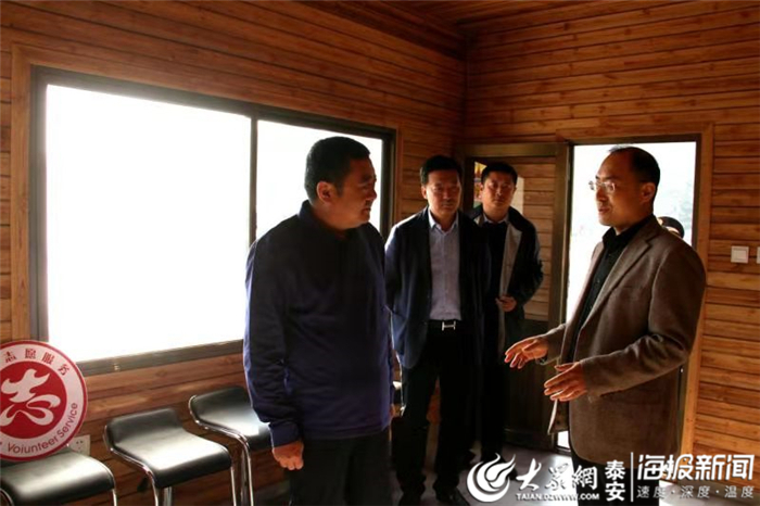 李冰)11月5日,泰安市城市管理局党组书记,局长吕桂平带队视察市城市