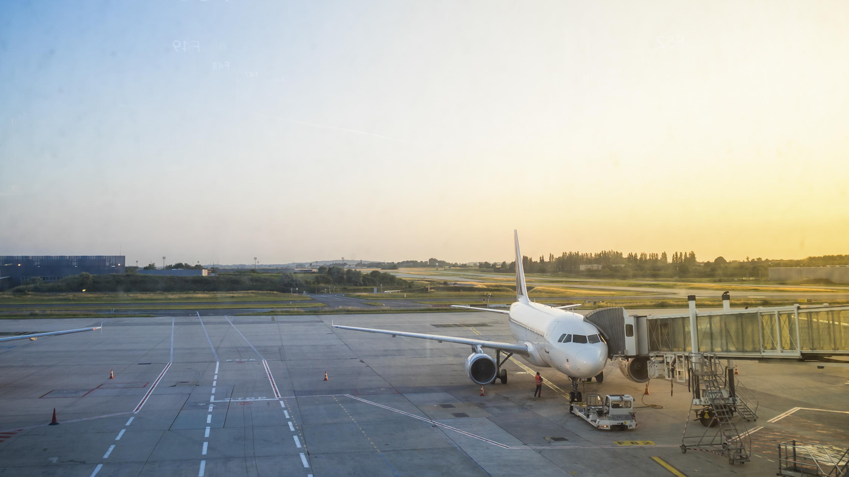 廣州白雲機場鉑爾曼大酒店接送機服務及停機坪接機服務