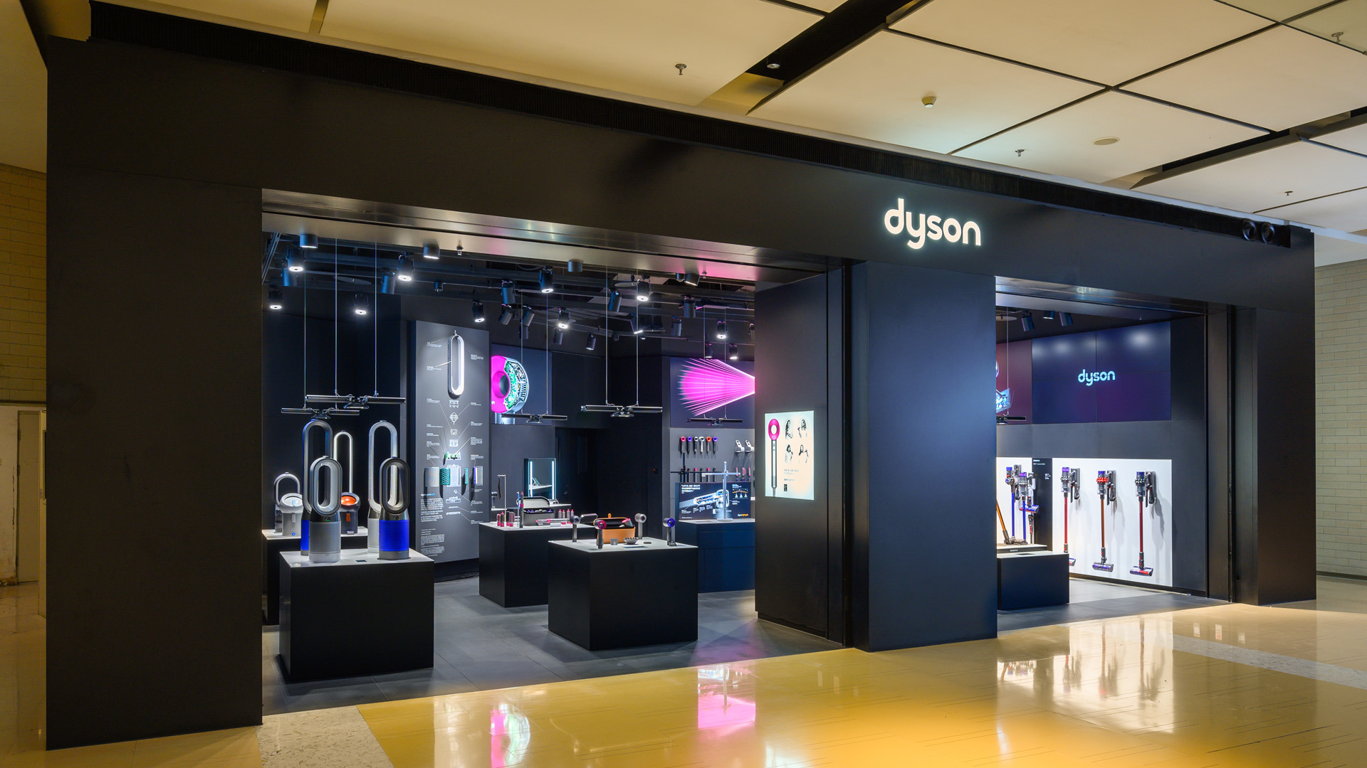 天津首家戴森官方直营体验店开幕带来一站式科技体验