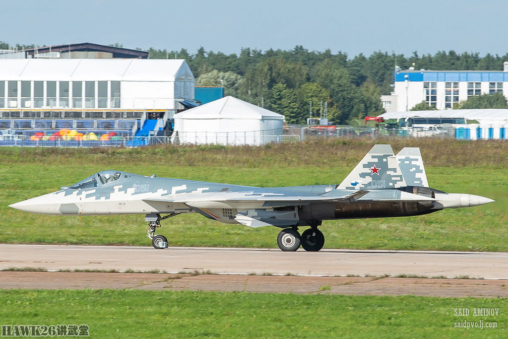 051号t-50战斗机.