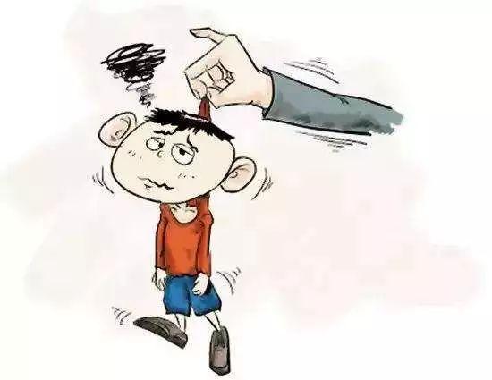 熊孩子打群架用上灭火器赔惨了爸妈