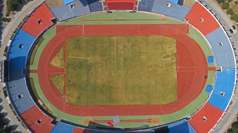 河南省漯河市依托现有市体校师资优势,市体育场,体育馆等体育场馆资源