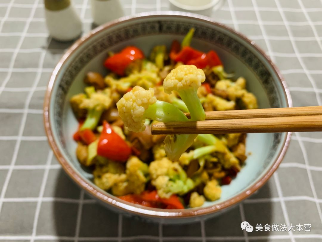 炒菜花的做法，炒菜花怎么做好吃，炒菜花的家常做法-清炒花菜做法