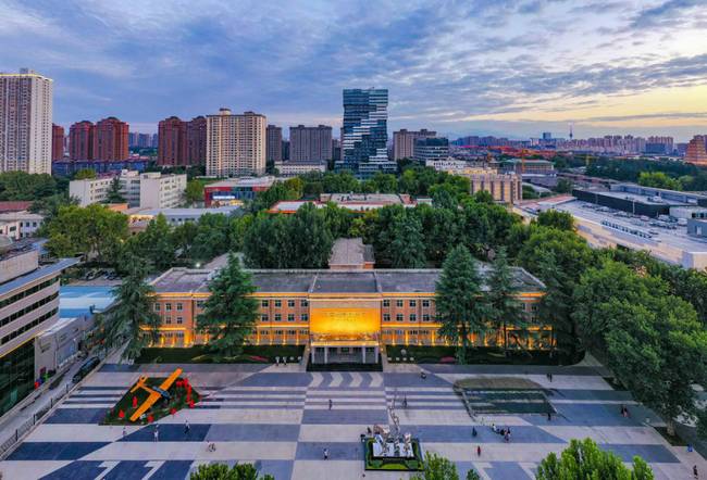 西影电影圈子斩获2019金旗奖"70年城市品牌"金奖