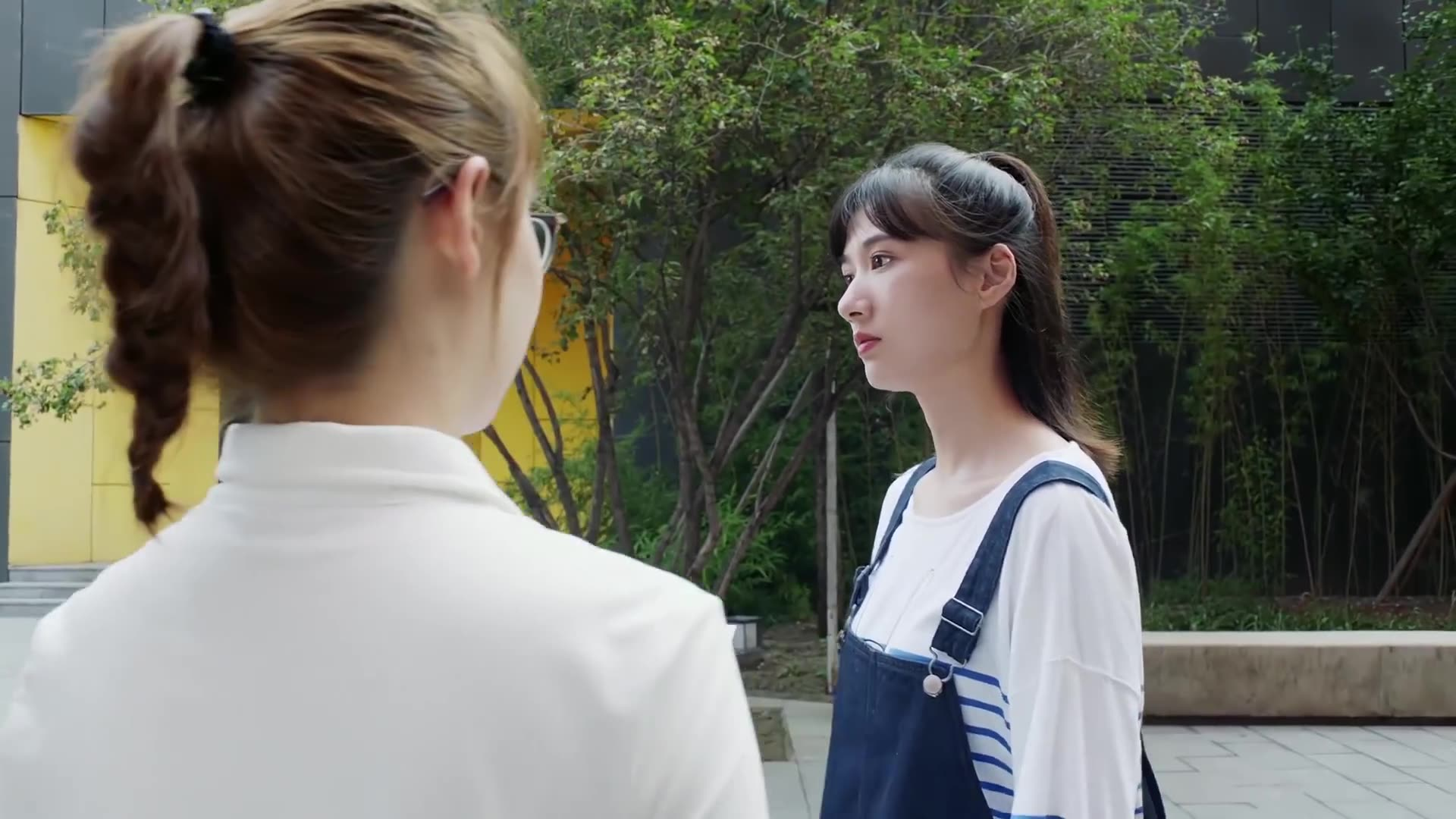 程宇带钱贝贝玩蹦极,贝贝害怕直喊:我不跳,跳了会死的