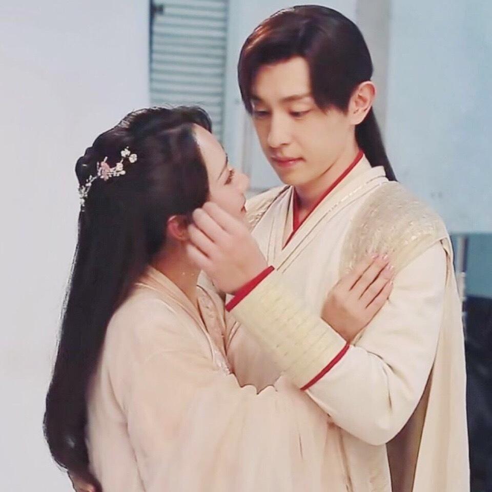 巧合太多杨紫发备忘录半小时邓伦也发粉丝关系恢复了