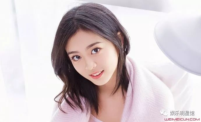 郜耀平童年图片 9岁出道今改名郜思雯小时候__凤凰网