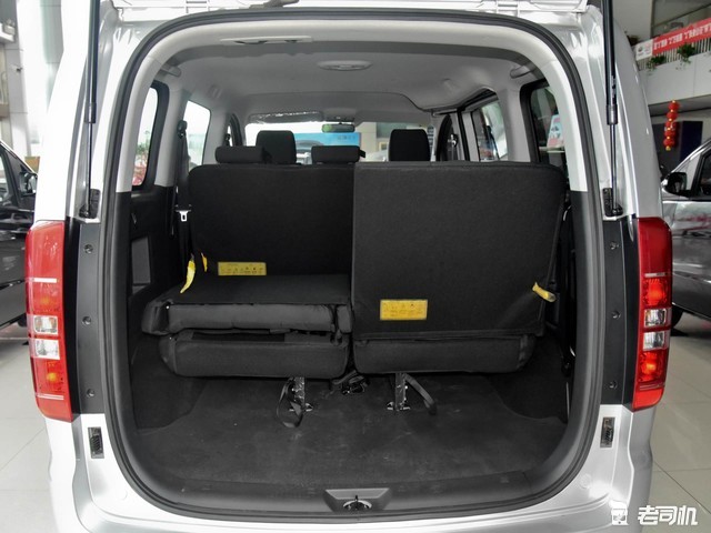 空间宽敞实用性强 小哥带你看江淮瑞风m3