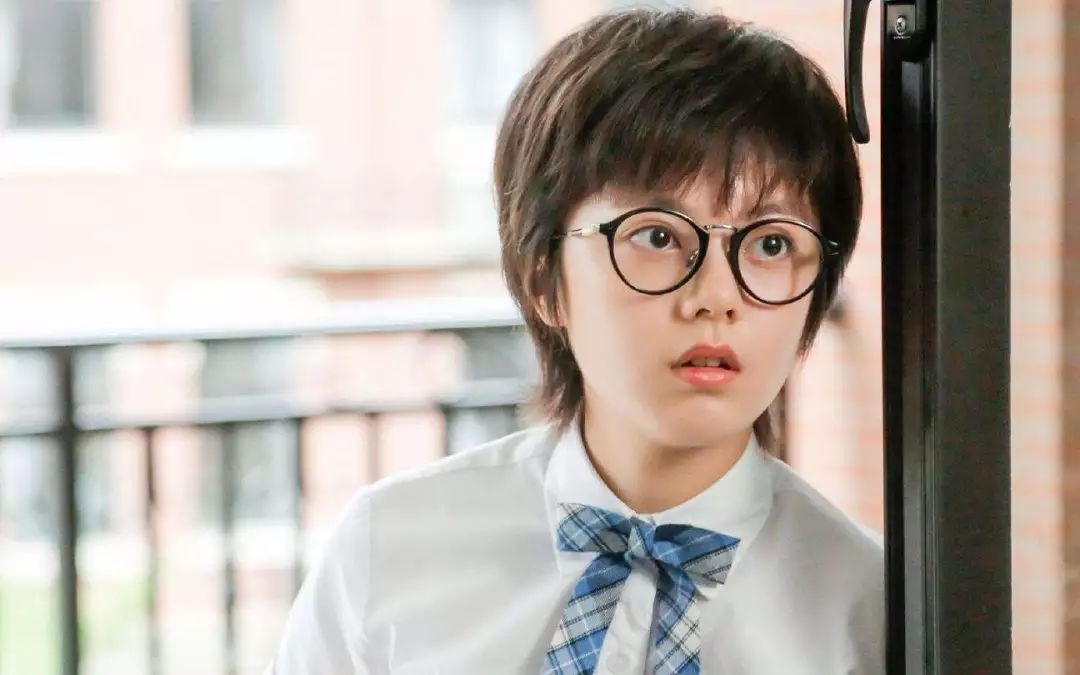 短发尴尬期如何过渡赵今麦一条龙演示让你蓄发过程不再丑