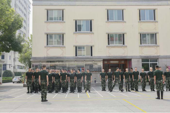 微易党支部慰问武警支队,军民鱼水情深