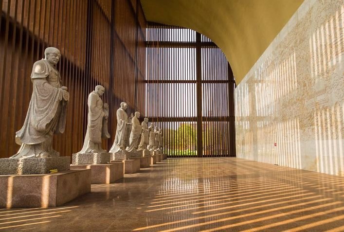 国内最"时尚"的寺庙,超现代建筑风格,外形酷似博物馆