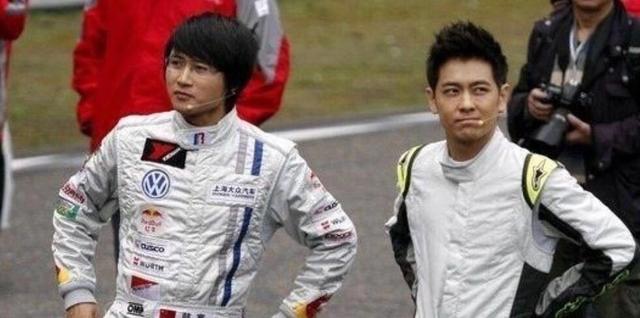 同是赛车手林志颖和韩寒相比谁更牛一张图就看出差距