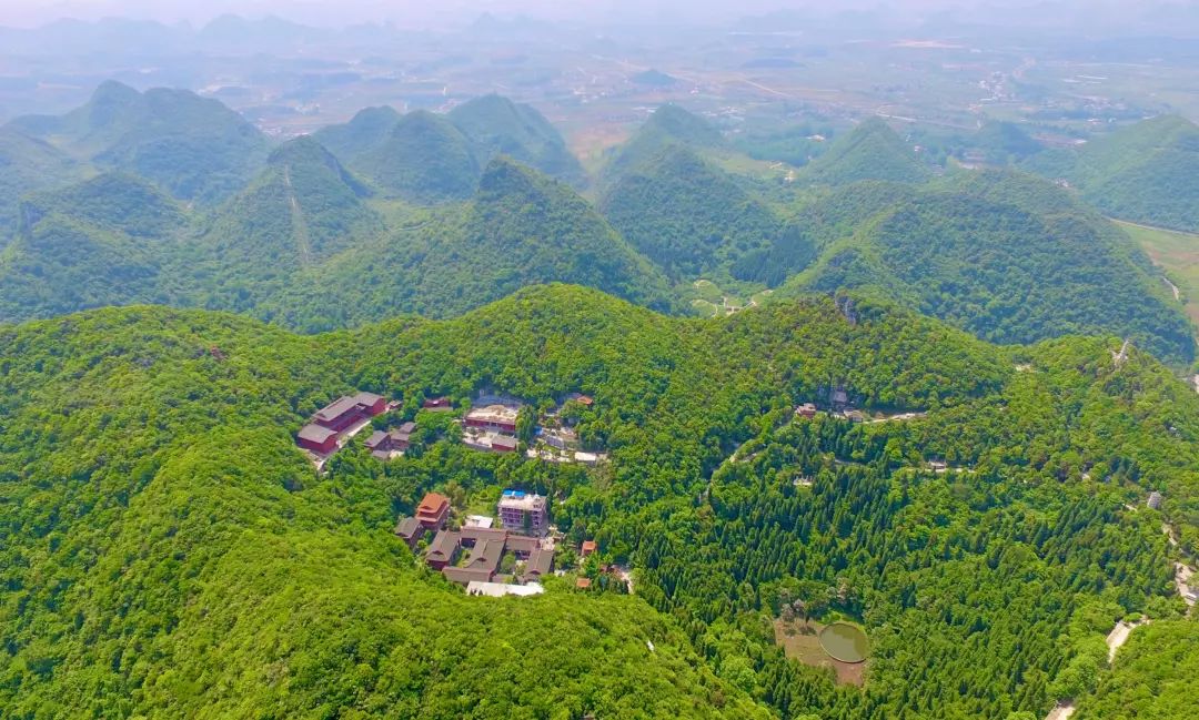 贵州平坝高峰山景区图片