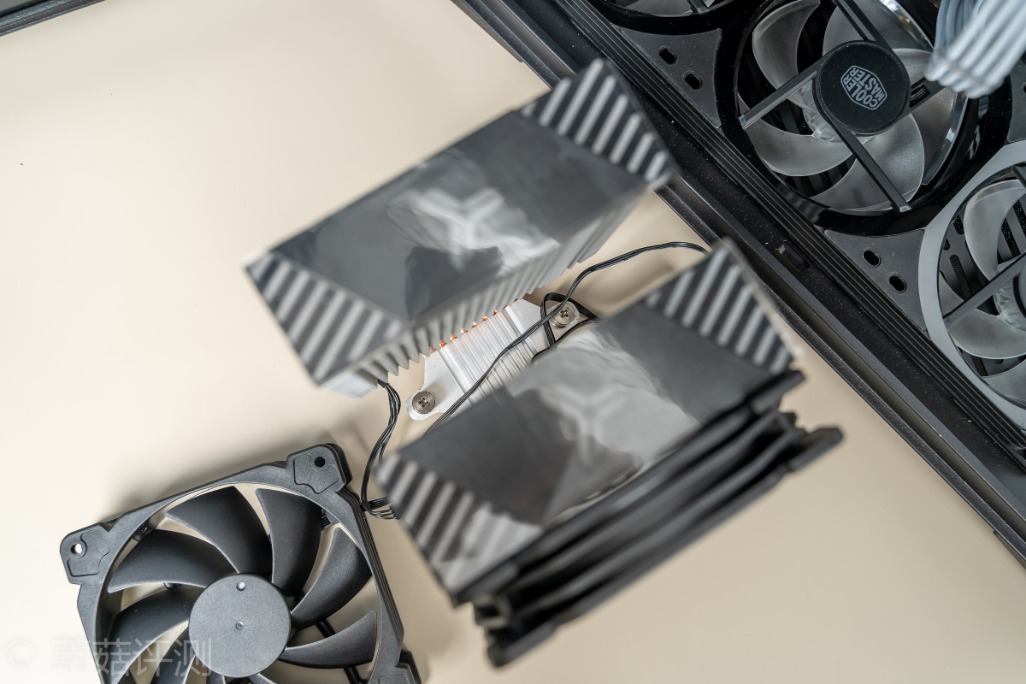 综合颜值和实力,一个能打得都没有!乔思伯cr-2000gt升级版 评测