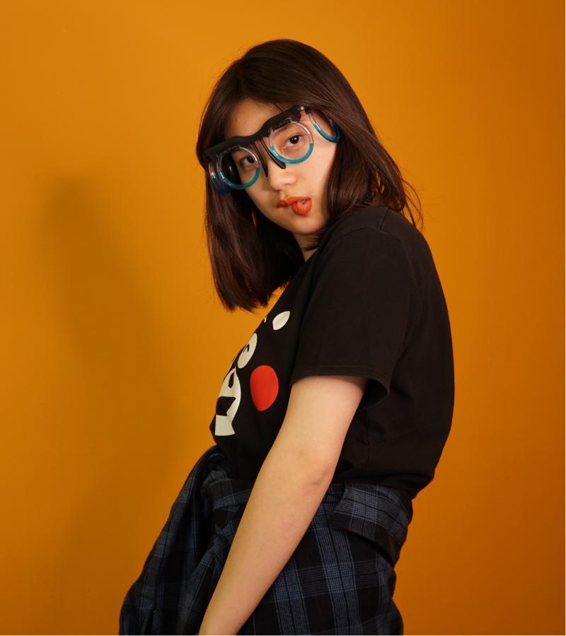 一副眼镜就能轻松解决晕车晕船上海大学生带来300多项创新创业项目