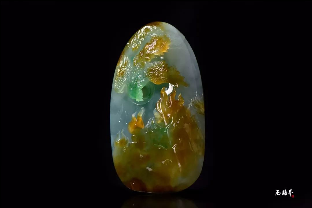 十余位玉雕大师坐阵 为翠友量身打造一场 专属私人品味翡翠珍藏品定制