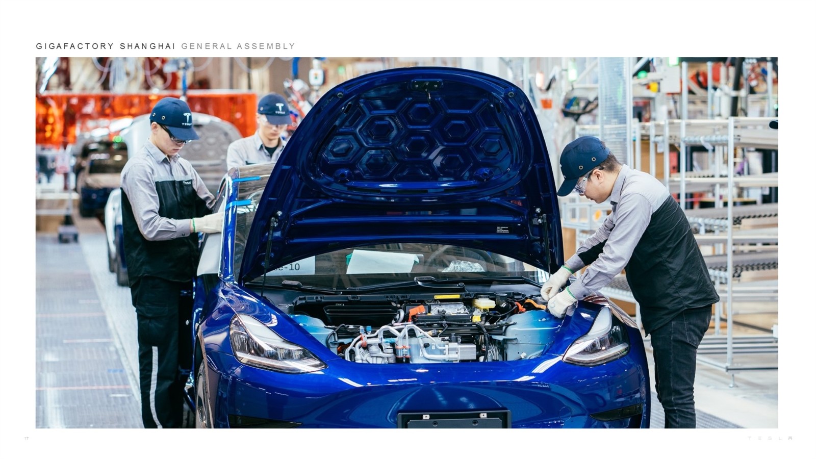 特斯拉第三季度意外盈利上海工厂试产