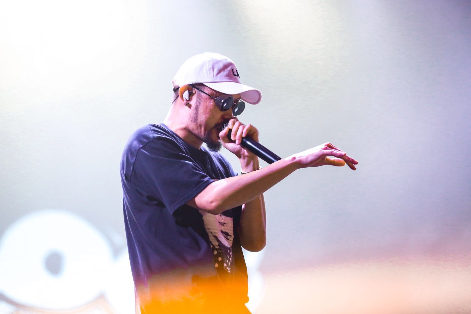 mc hotdog热狗2019"废欲清"武汉站热血开唱 自在肆玩hip-hop音乐