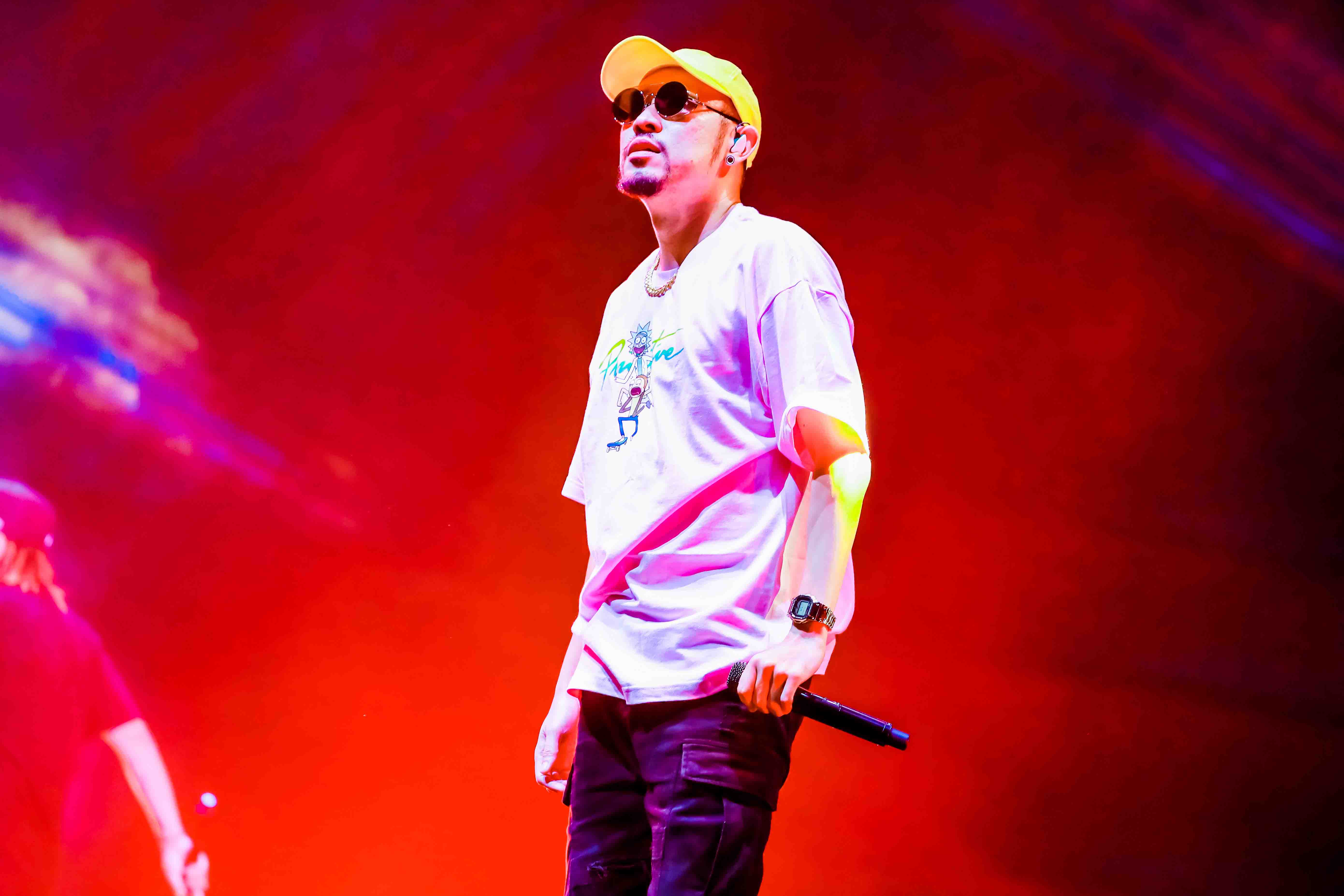 mchotdog热狗废欲清成都站燃情开唱新说唱学员新秀惊喜现身助力现场