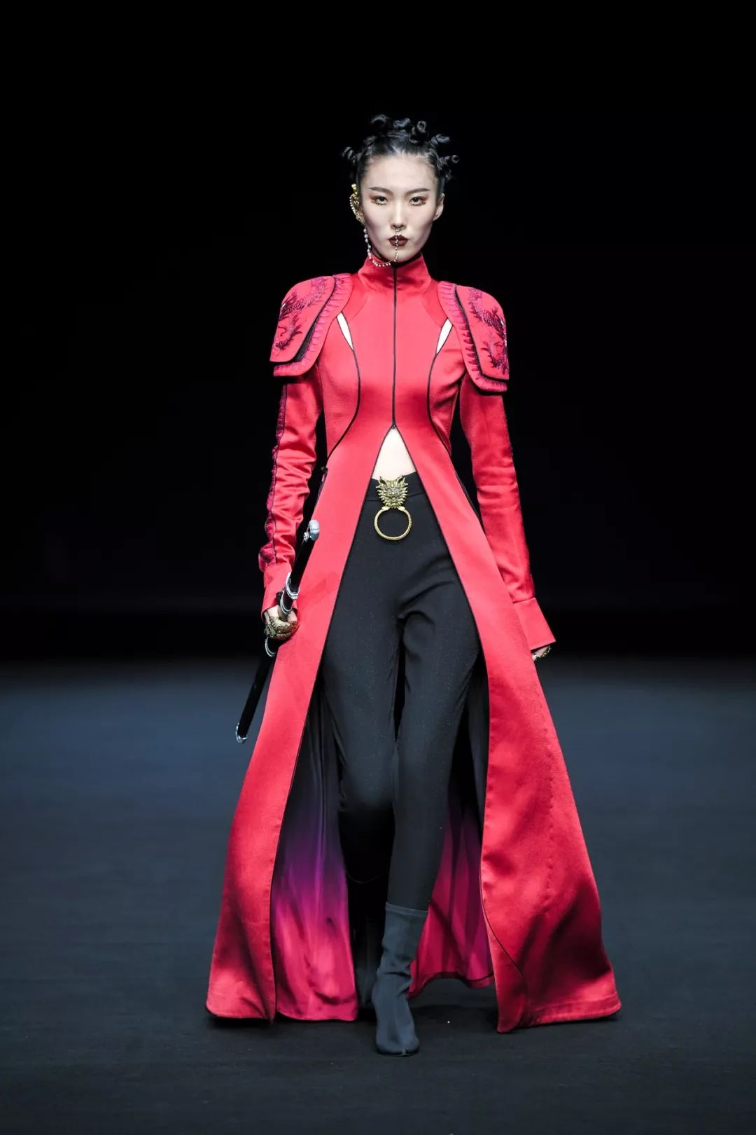 盖娅传说·熊英2020春夏中国国际时装周