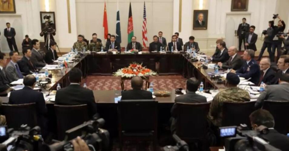 在卡塔尔首都多哈重新启动暂停了3个月的停火协议谈判