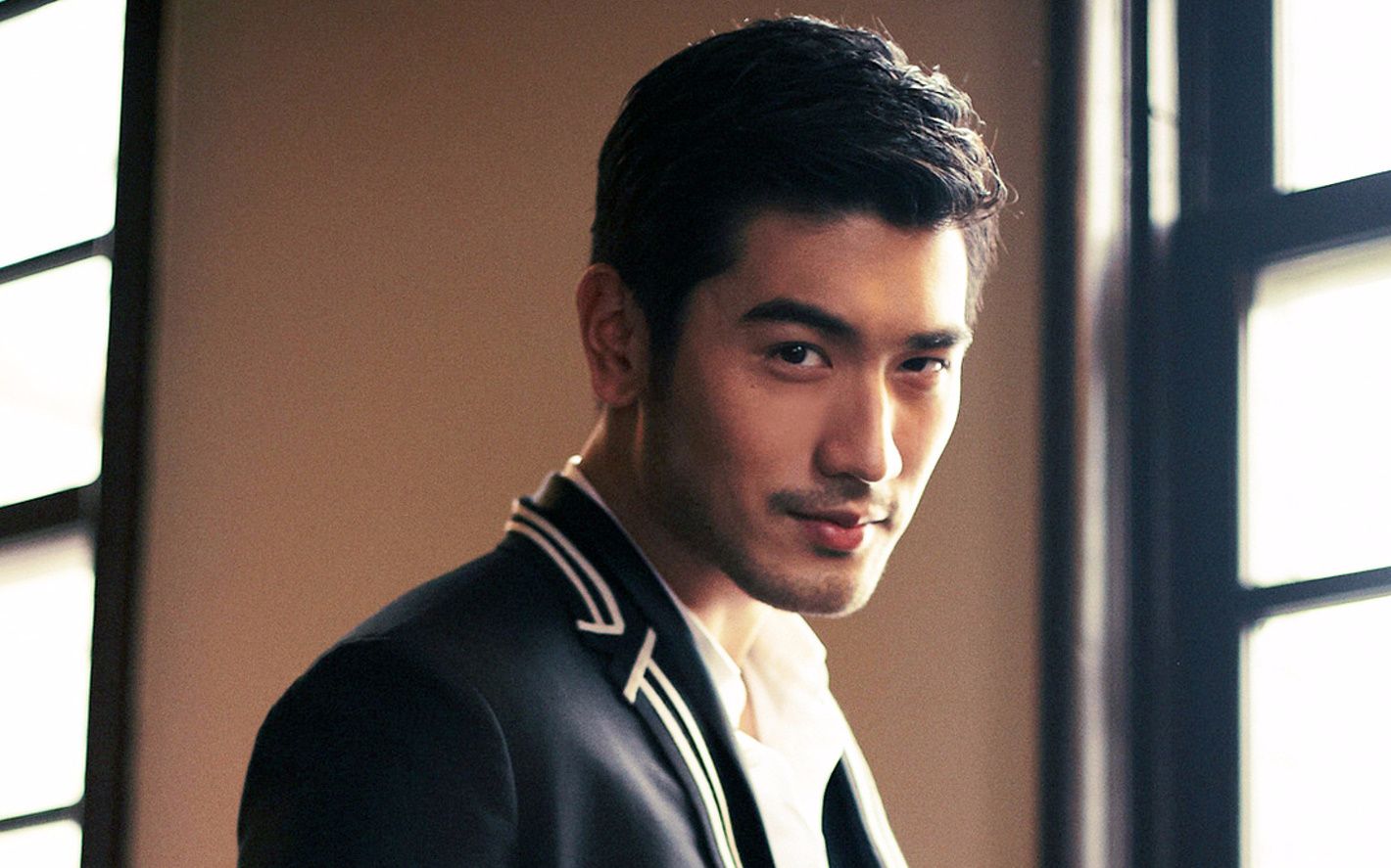 最近,男艺人高以翔在录制节目时突发心脏骤停最后抢救无效不幸去世,而