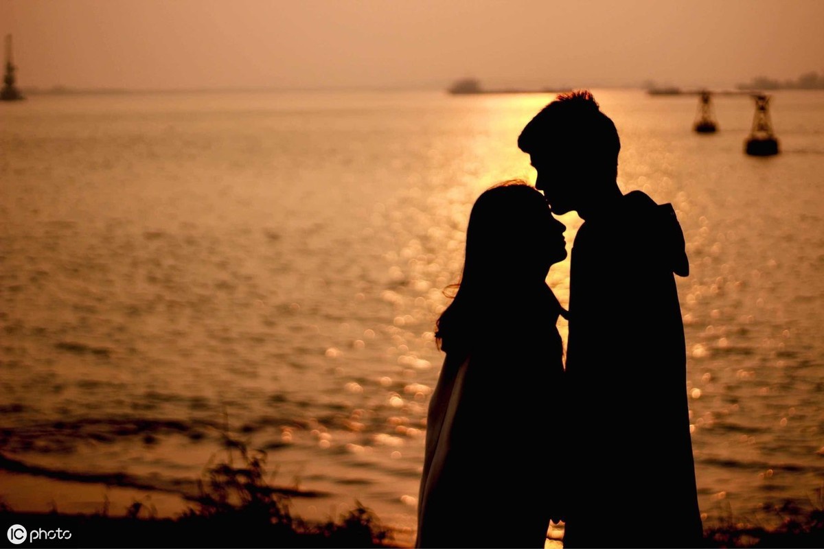 浇灌爱情之花懂得如何保鲜自己的爱情当代男女必修课