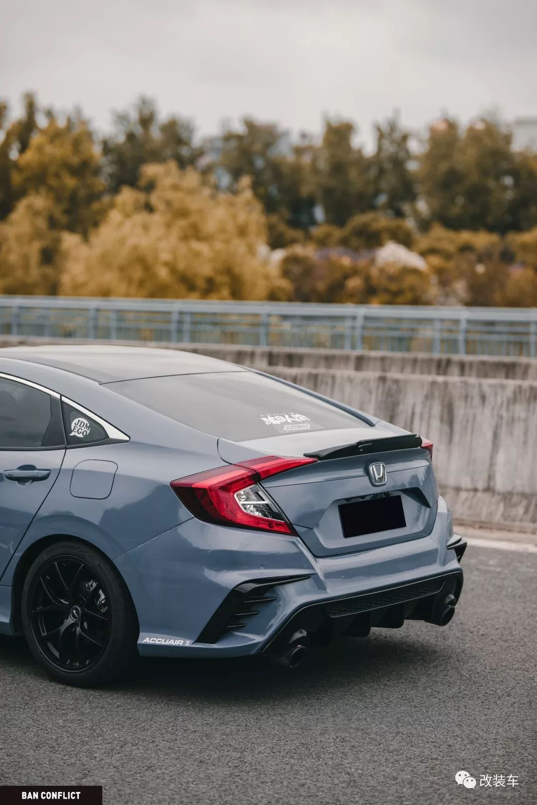 水泥灰十代思域改装简约竞技范,做一个有态度的车主!