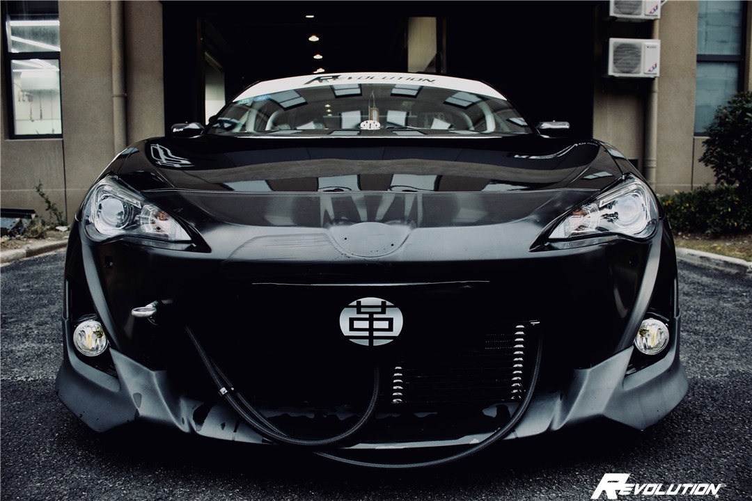 斯巴鲁brz改装酷黑武士,"无后杠"设计标榜最自我个性!