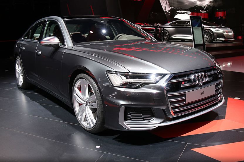 2020款奥迪全新s6三厢版正式在2019法兰克福国际车展上首发.