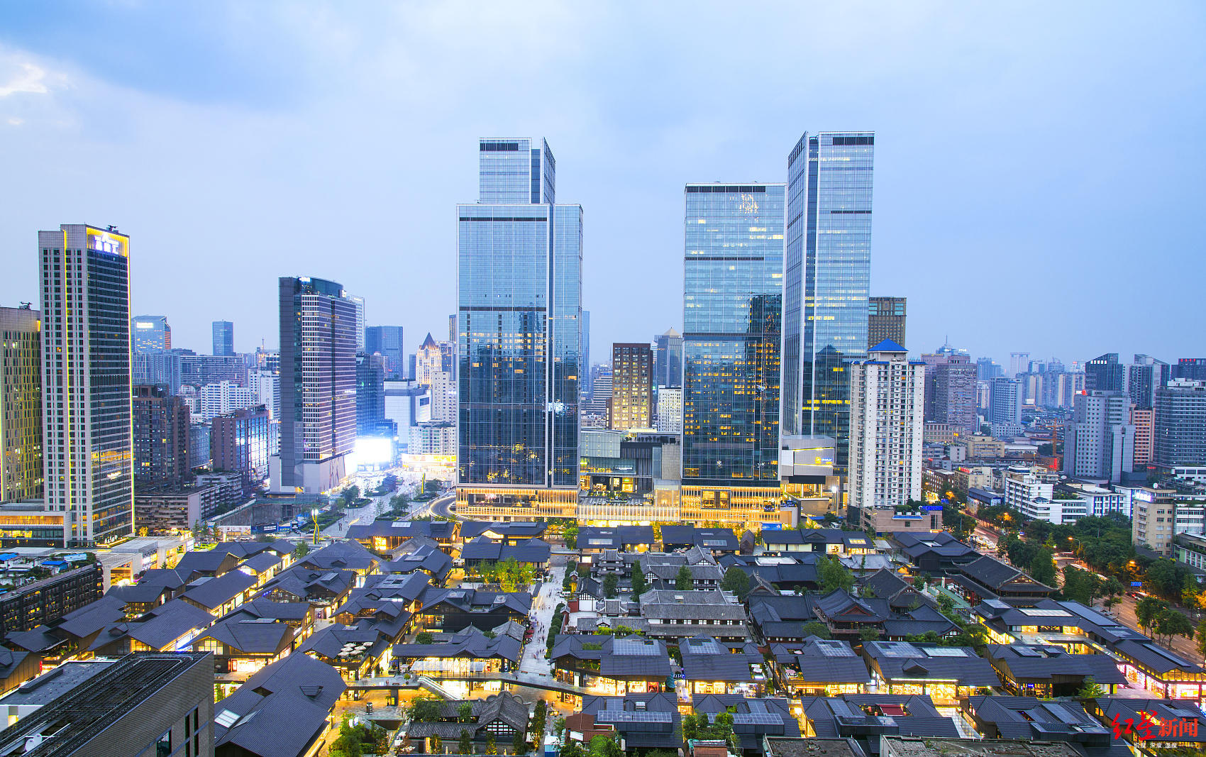 到本世纪中叶成都将全面实现城市治理体系现代化