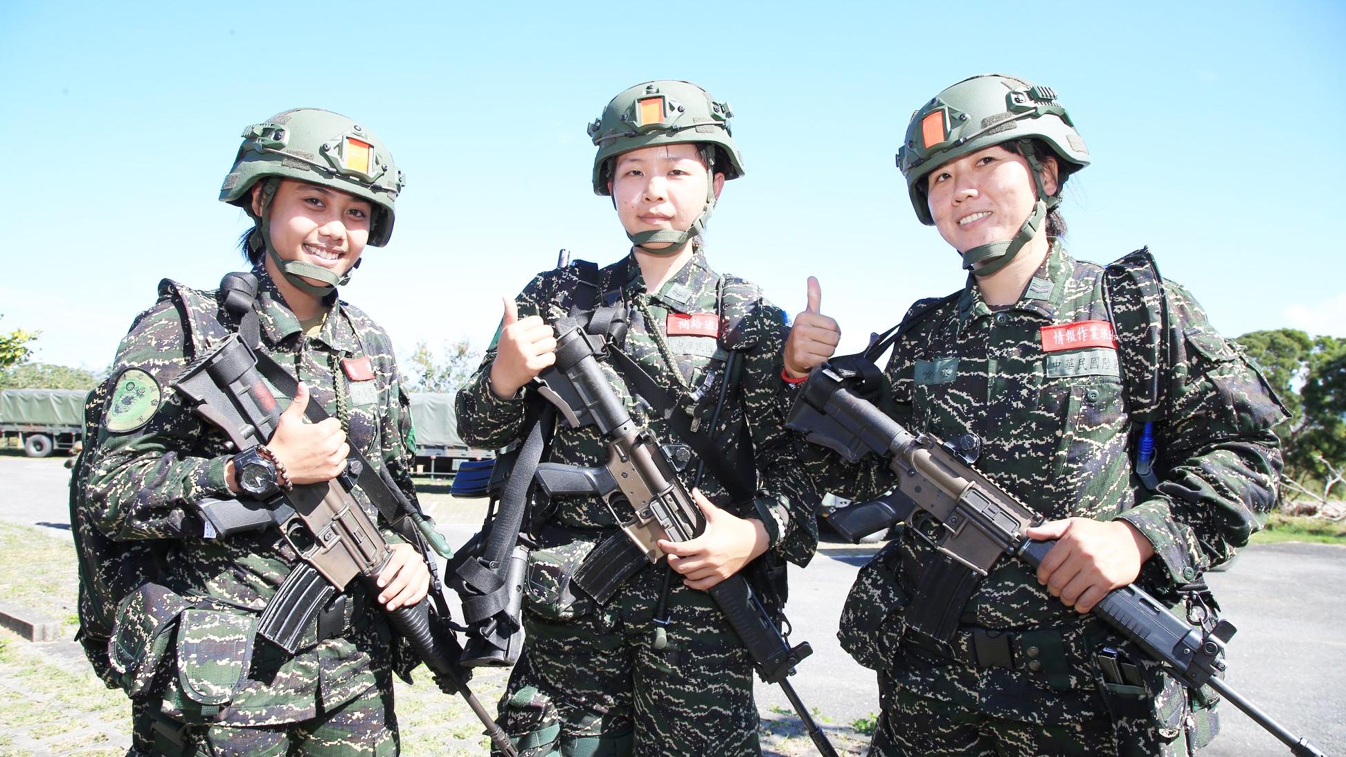 台女兵被偷拍裸照遭广泛流传,动作很不雅观,判决书出来了