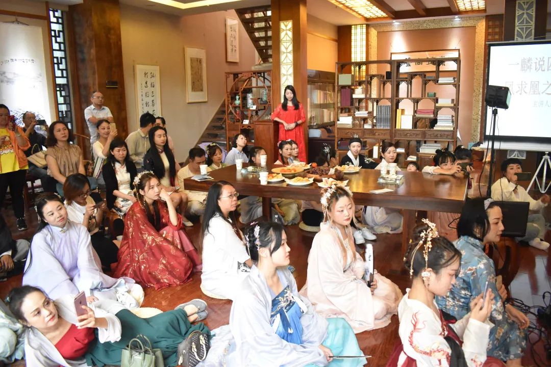 四川汉服汉乐组古琴讲座凤求凰之琴台旧事(上)__凤凰网