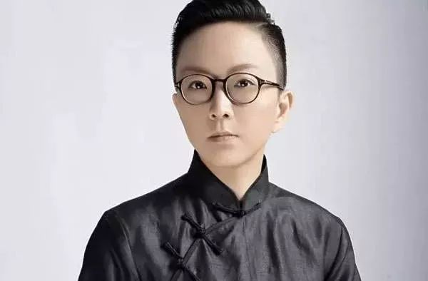 王珮瑜:做最传统的艺术和最时尚的演绎者_凤凰网文化读书_凤凰网